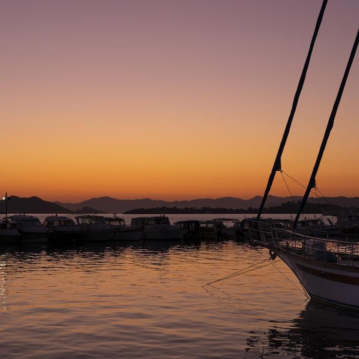 Sunset cruise experience